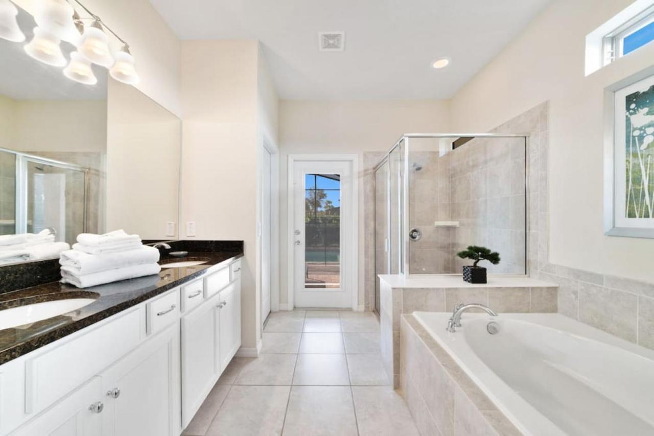 Luxury New Villa Near Disney With Pool 6Bedrooms 키시미 외부 사진